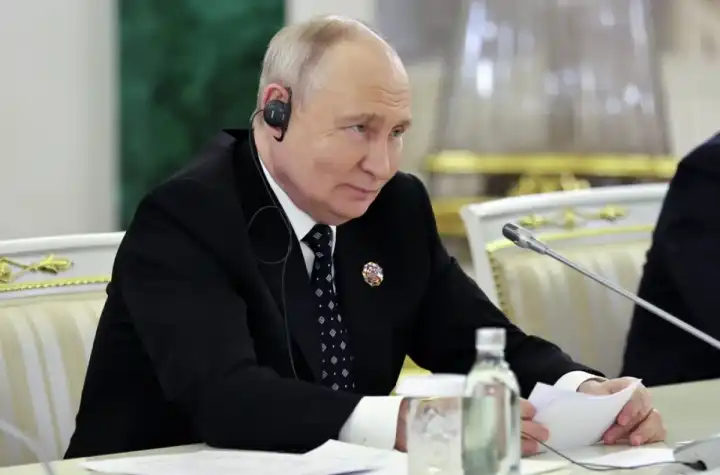 Путин заявил, что Россия стремится вносить вклад в решение проблем Африки