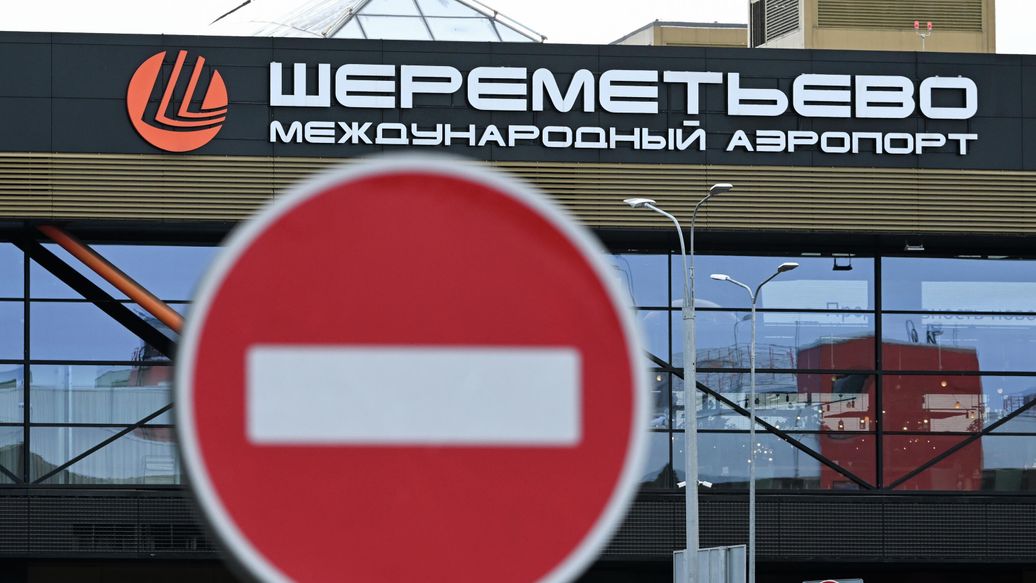 В Шереметьево проводится эвакуация из-за воздушной тревоги