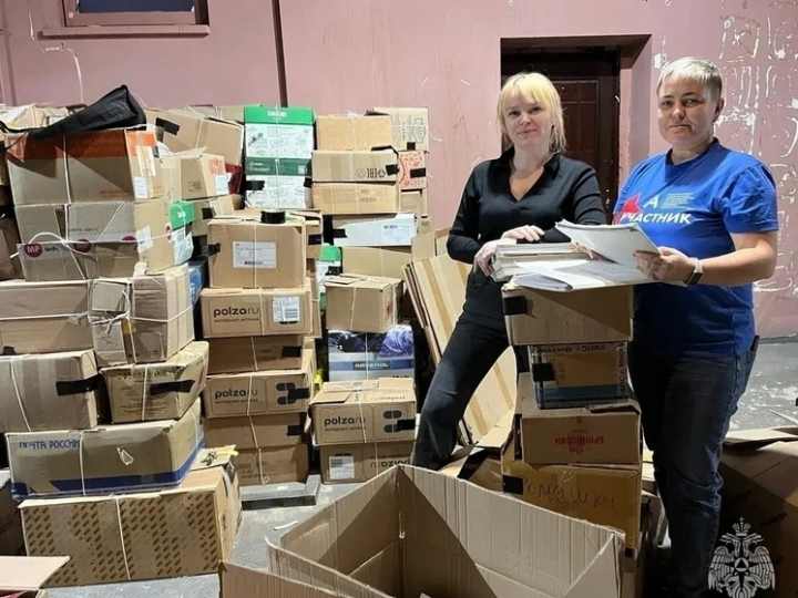 В рамках акции «НеделяБезБумаги» сотрудники МЧС НАО сдали макулатуру