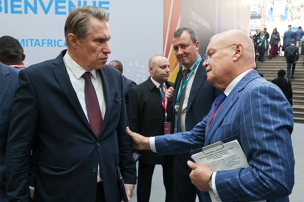 На форуме "Россия - Африка" обсудили спасение пациентов с сосудистыми недугами