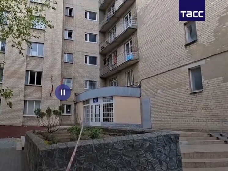 В общежитии МелГУ при атаке ВСУ выбили почти все окна