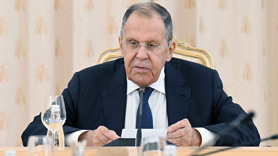 Лавров провел встречу с главой МИД Японии на полях совещания G20 в Атланте