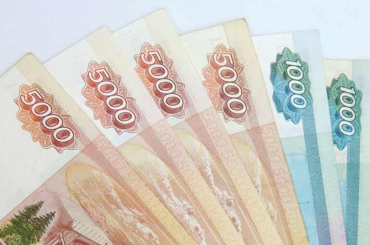 В Госдуму внесли законопроект об увеличении зарплат бюджетников