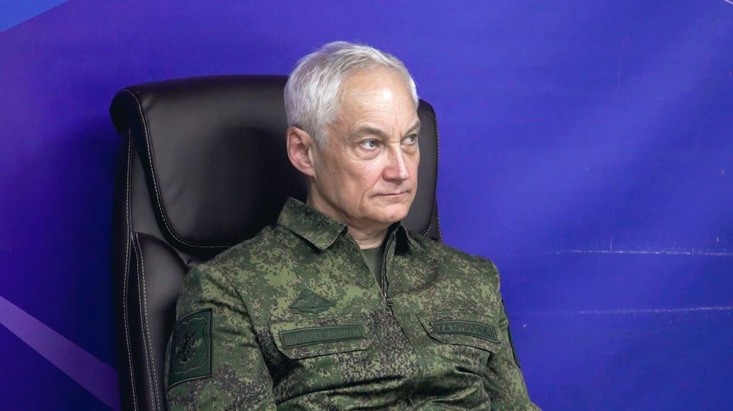 Белоусову показали БПЛА и робокомплексы, разработанные группировкой "Днепр"
